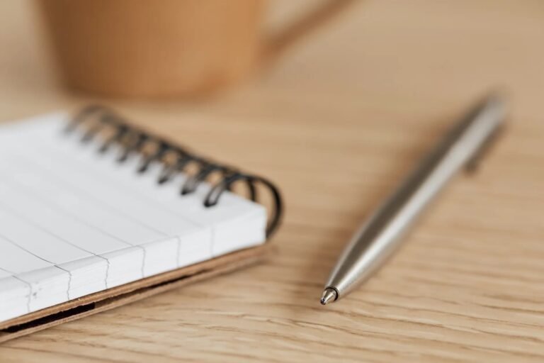 HyperWrite AI Review: Features, Pricing, Pros and Cons