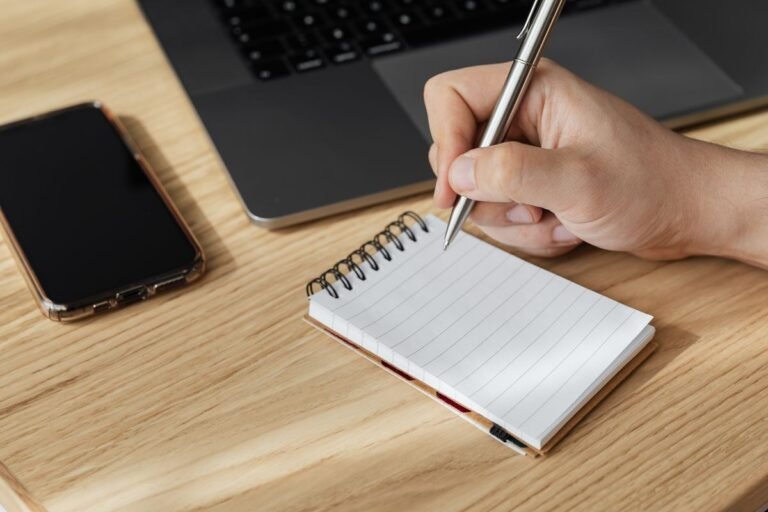 Notion vs Obsidian: Which Note App Is Better